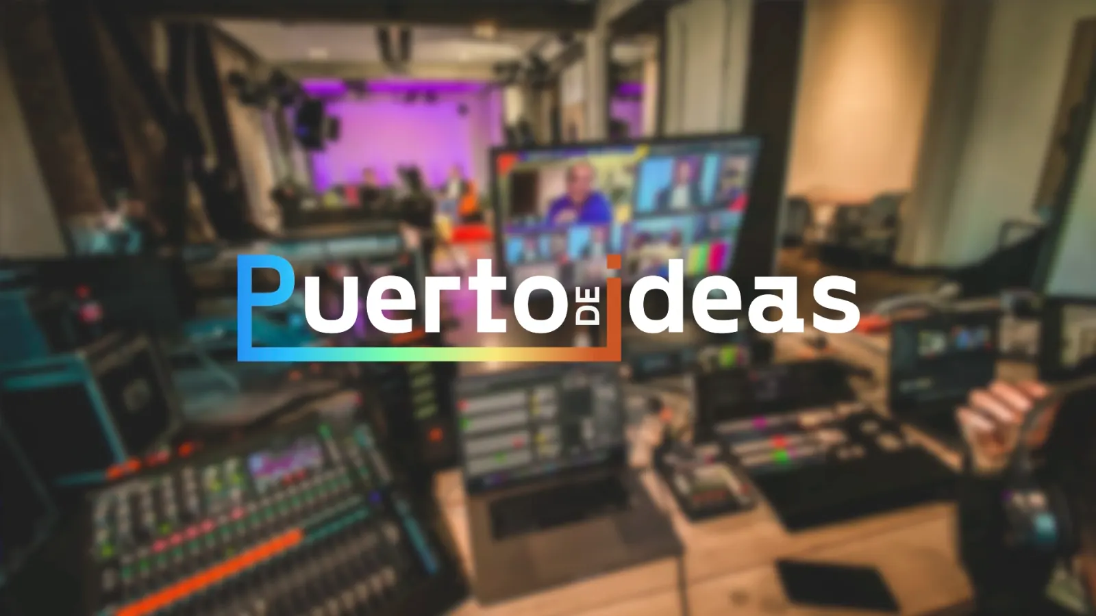 Control de realización de STREAMINGHD en el Festival Puerto de Ideas, con consola de audio y multiviewer